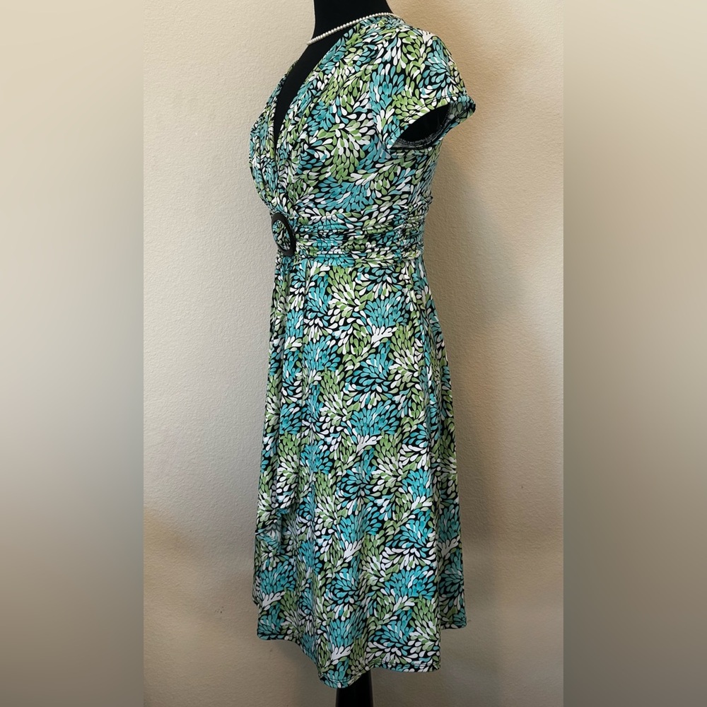 Studio I Leaf Pattern Spring Dress - Green & Blue 8 - Picture 3 of 8